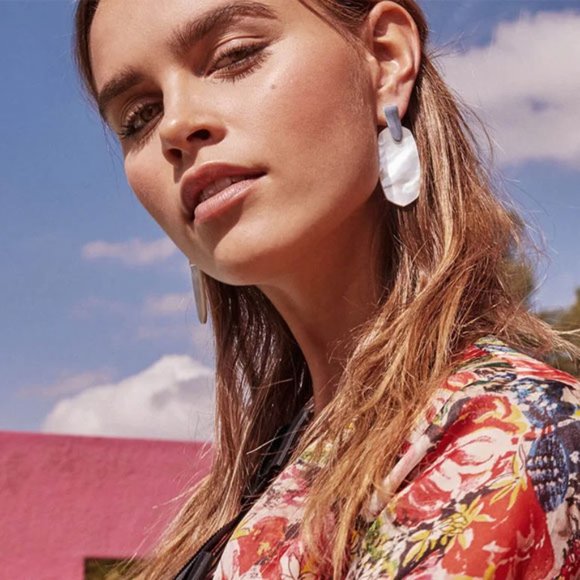 Kendra Scott Aragon Rose Gold Drop Earrings Sable Mica - Picture 2 of 2